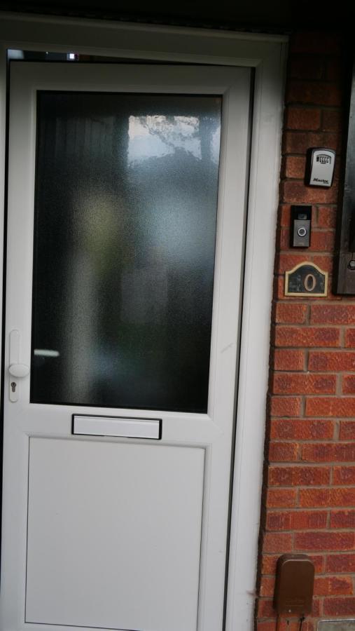 Milton Keynes Luxury Short Stay House With Wifi And Free Parking Wolverton  Exteriér fotografie